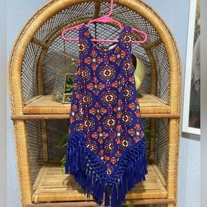 • little girls sleeveless shirt •